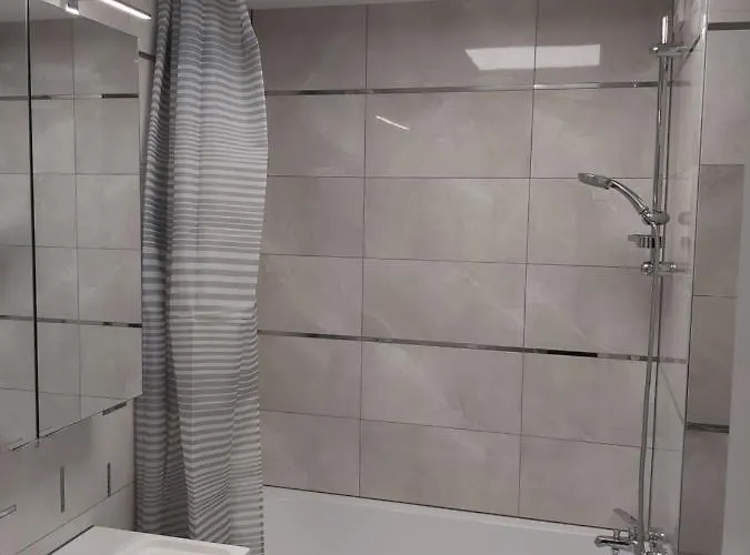 Apartment 1 Super Vip Krolewiecka Centrum